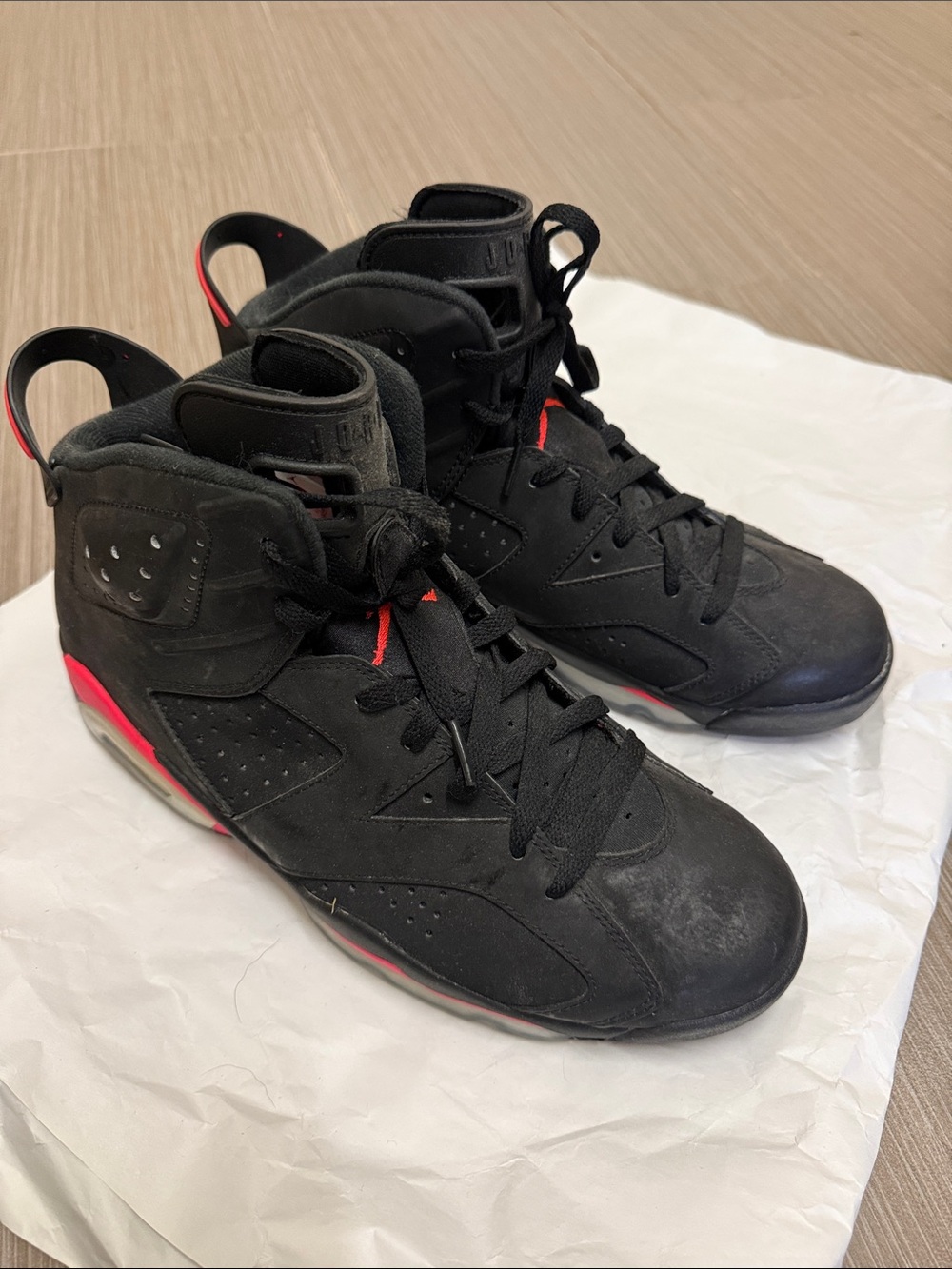 Authentic Air Jordan 6 Retro Black Infrared Sneakers 10.5